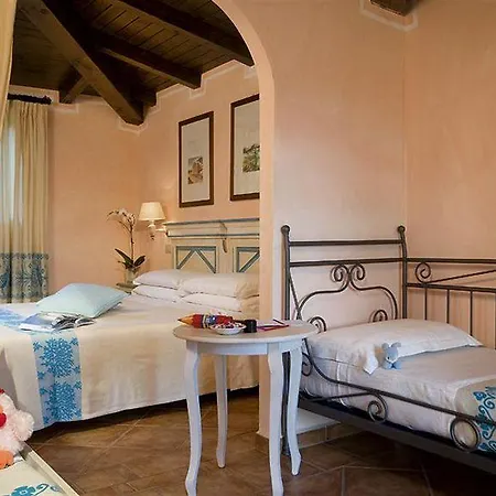 Colonna Country Club 4* פורטו צ'רבו