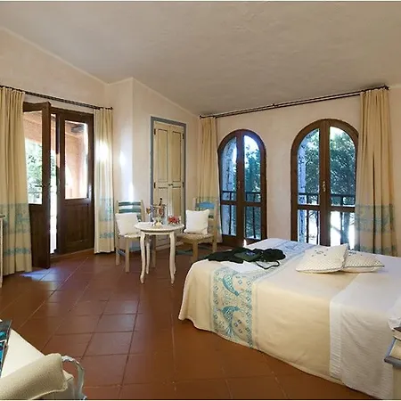 Hotell Colonna Country Club 4*