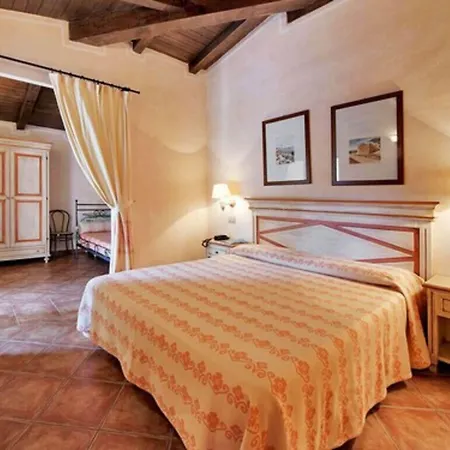 Colonna Country Club 4*