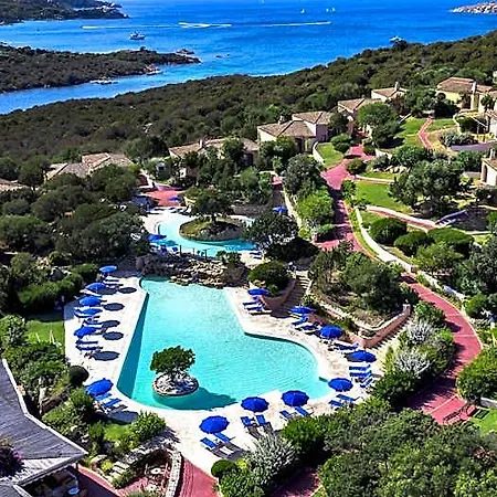 Colonna Country Club 4*