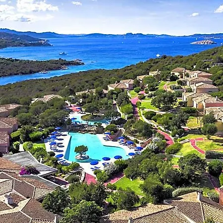 Colonna Country Club Отель