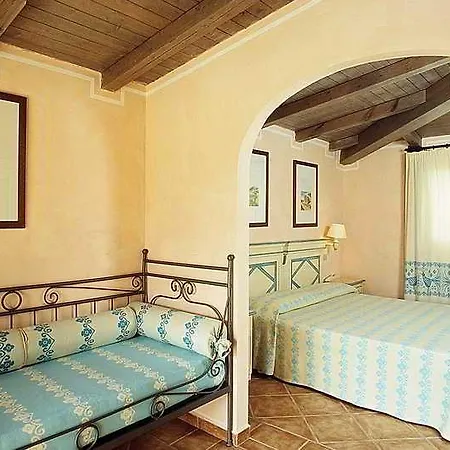 Colonna Country Club 4*