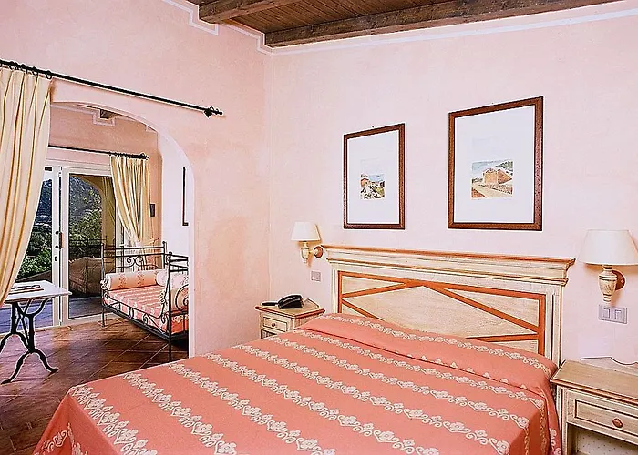 Colonna Country Club 4*