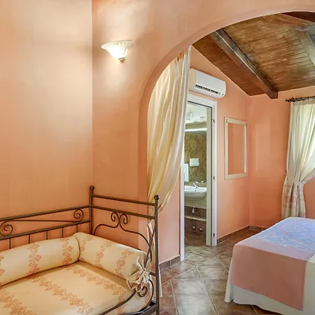 Colonna Country Club 4*